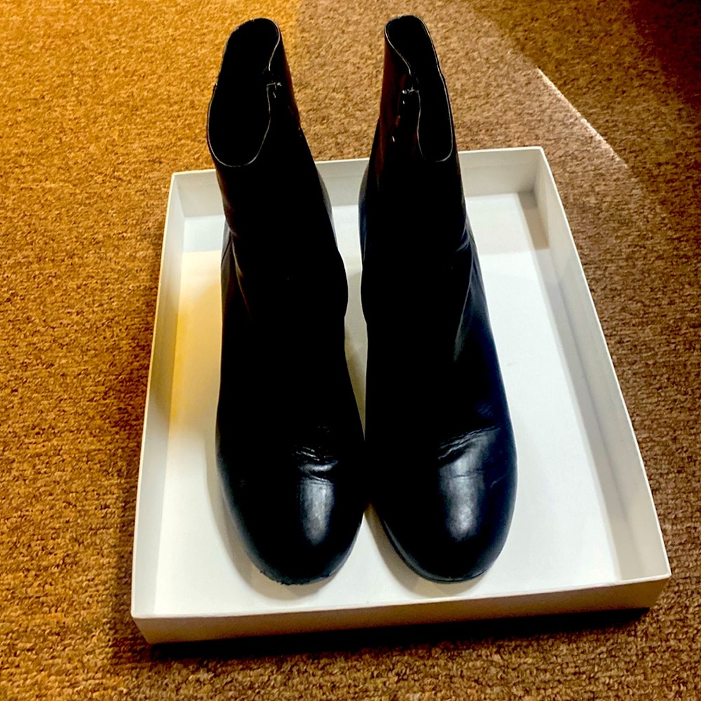 Black Vince ankle boots